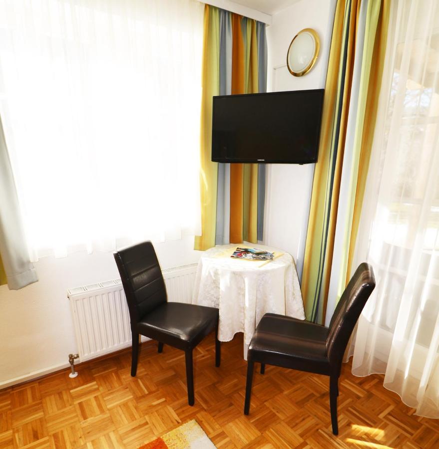 Gaestehaus Landgraf Übelbach Esterno foto